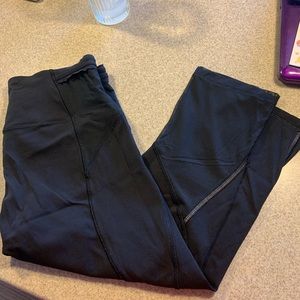 Lululemon capris